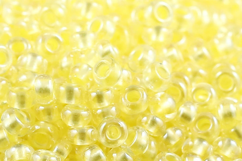 Preciosa Rocailles 6/0 Pearl Pastel Yellow Lining col.382PY