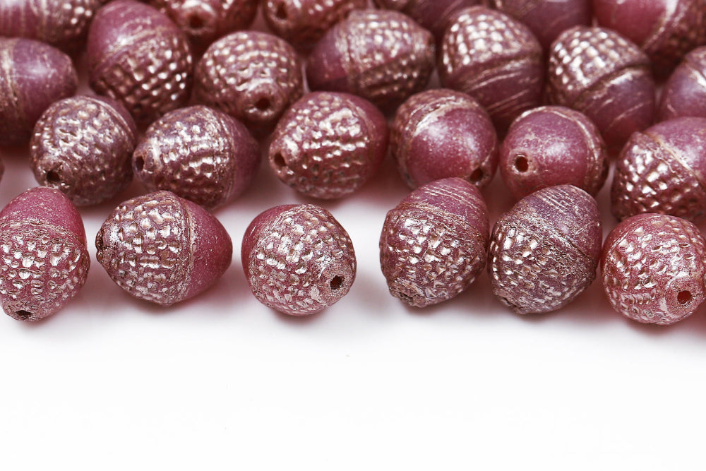 Acorns 10×12mm Lt.Amethyst With Silver 1-Hole Czech Beads