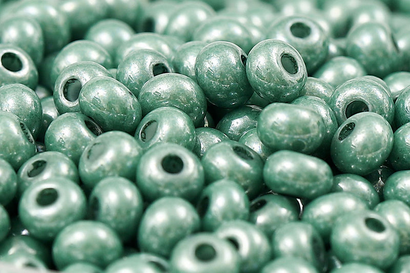 Preciosa Rocailles 6/0 Gray Green Lustered col.46055