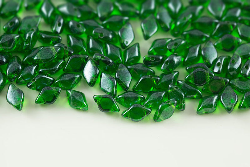 Gemduo 8×5mm Chrysolite Beige Luster 2-Hole Czech Beads