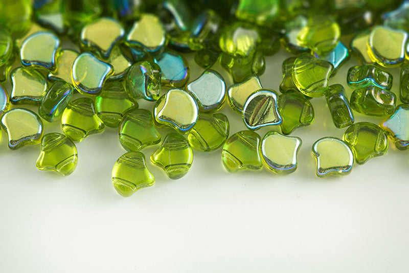 Ginko 7.5×7.5mm Olivine Ab 2-Hole Czech Beads