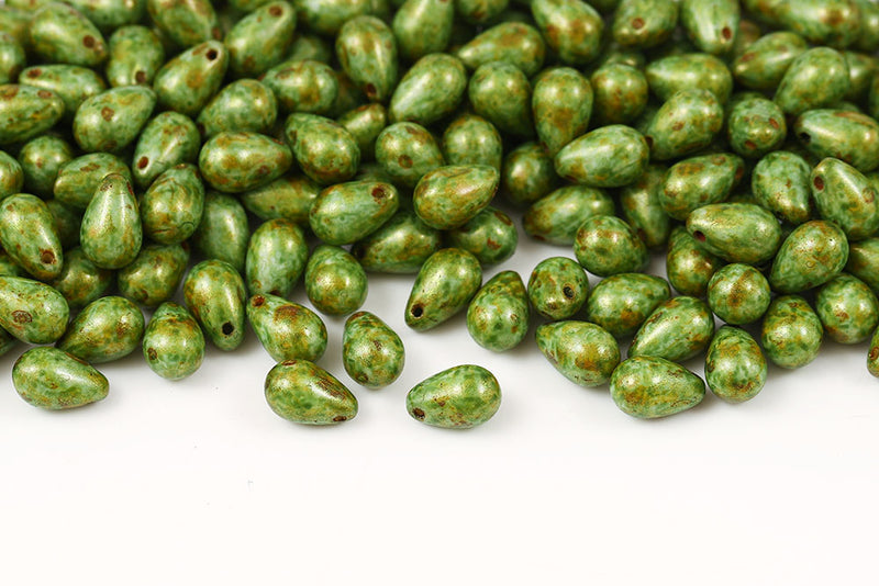 Drops 6×9mm Chalk Green Marble Finish Czech Glass Beads