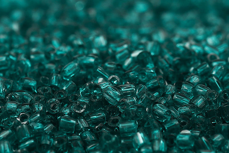 Preciosa 3-Cut 12/0 Transparent Emerald col.50710