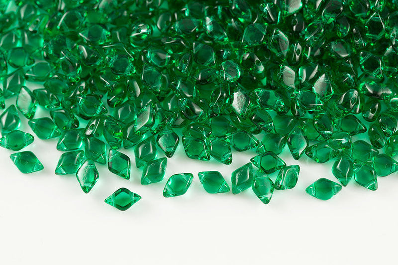 Gemduo 8×5mm Emerald 2-Hole Czech Beads