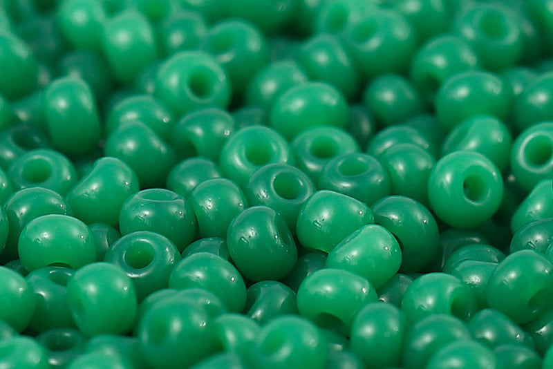 Preciosa Rocailles 11/0 Opal Green col.52240