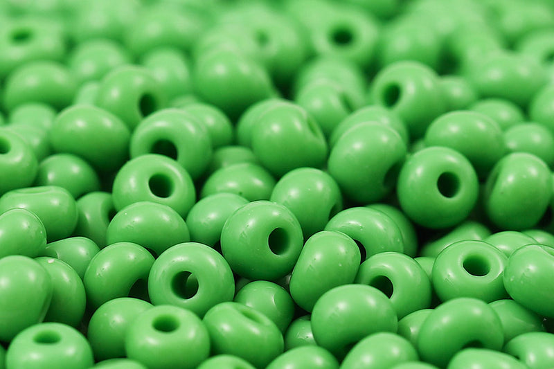 Preciosa Rocailles 6/0 Opaque Lt.Green col.53230