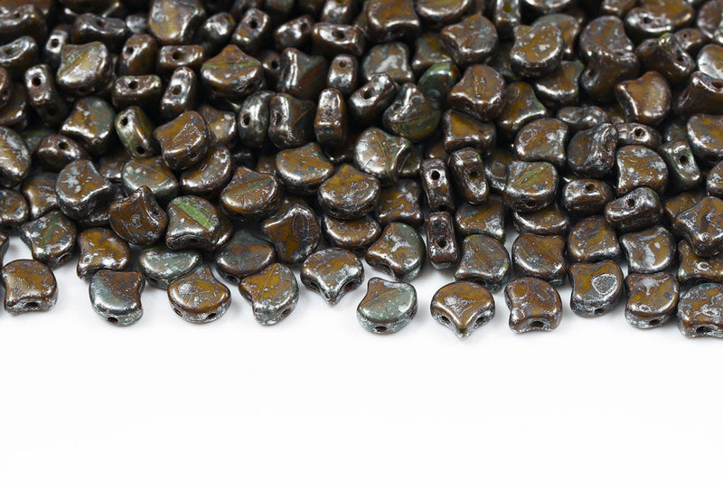 Ginko 7.5×7.5mm Opaque Green Picasso 2-Hole Czech Beads