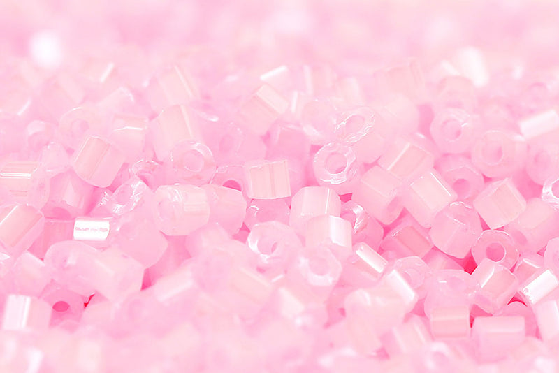 Preciosa 2-Cut 11/0 Pink Ceylon Luster col.57173