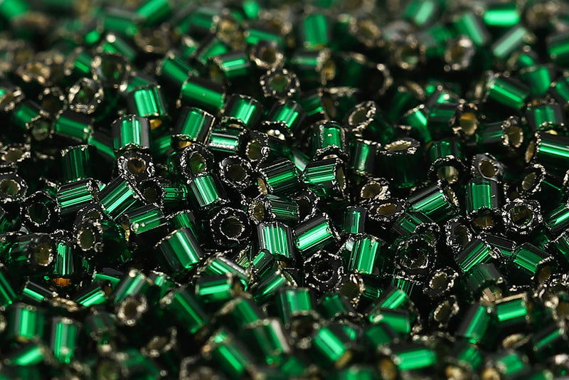 Preciosa 2-Cut 11/0 Transparent Dark Emerald Silver Lined col.57620
