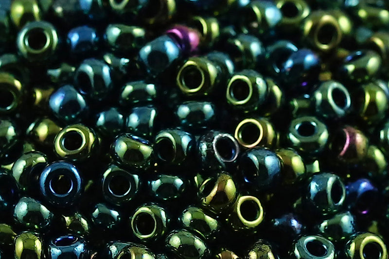 Preciosa Rocailles 8/0 Green Iris col.59155