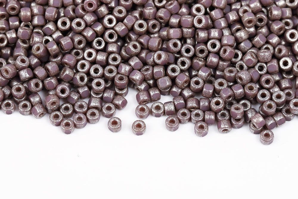 Matubo 3 Cut 6/0 Opaque Violet Silver Paste Mat Czech Seed bead