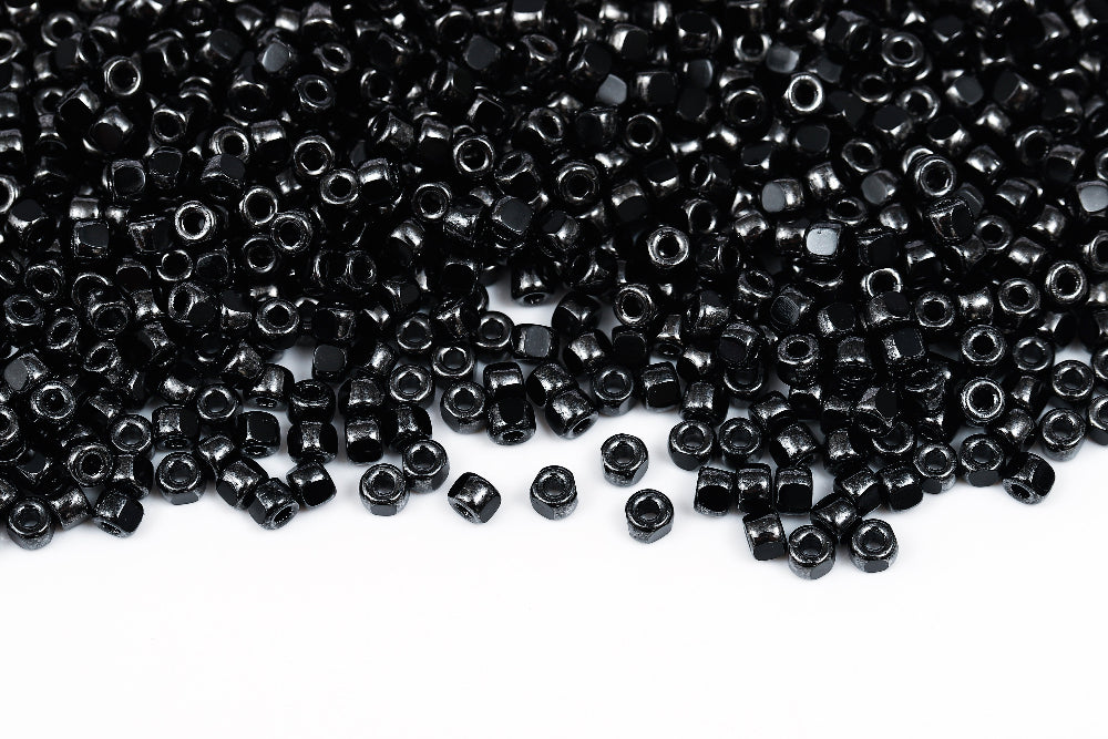 Matubo 3 Cut 6/0 Jet Platinum Czech Seed bead