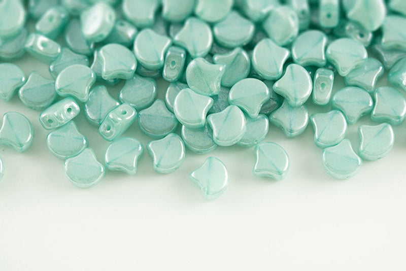 Ginko 7.5×7.5mm Silk Blue Opal White Luster 2-Hole Czech Beads