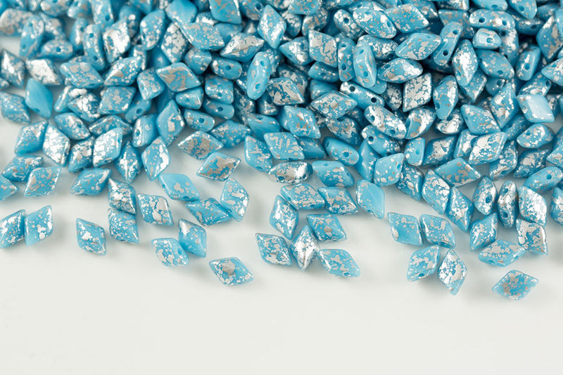 Gemduo 8×5mm Turquoise Blue Silver Splash 2-Hole Czech Beads