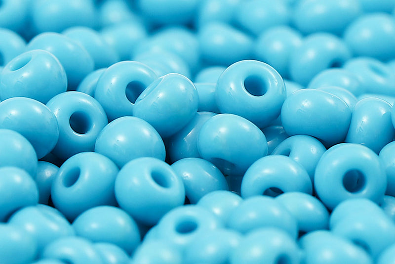 Preciosa Rocailles 6/0 Opaque Medium Turquoise Opaque col.63030