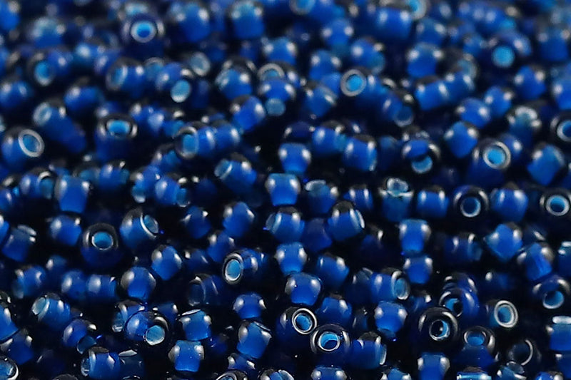 Preciosa Rocailles 11/0 Transparent Dark Blue White Lined col.65106