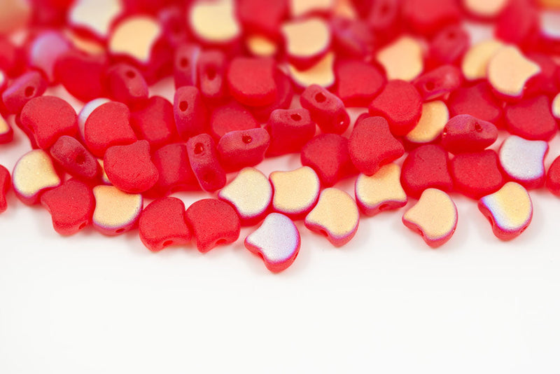 Ginko 7.5×7.5mm Ruby Ab Mat 2-Hole Czech Beads