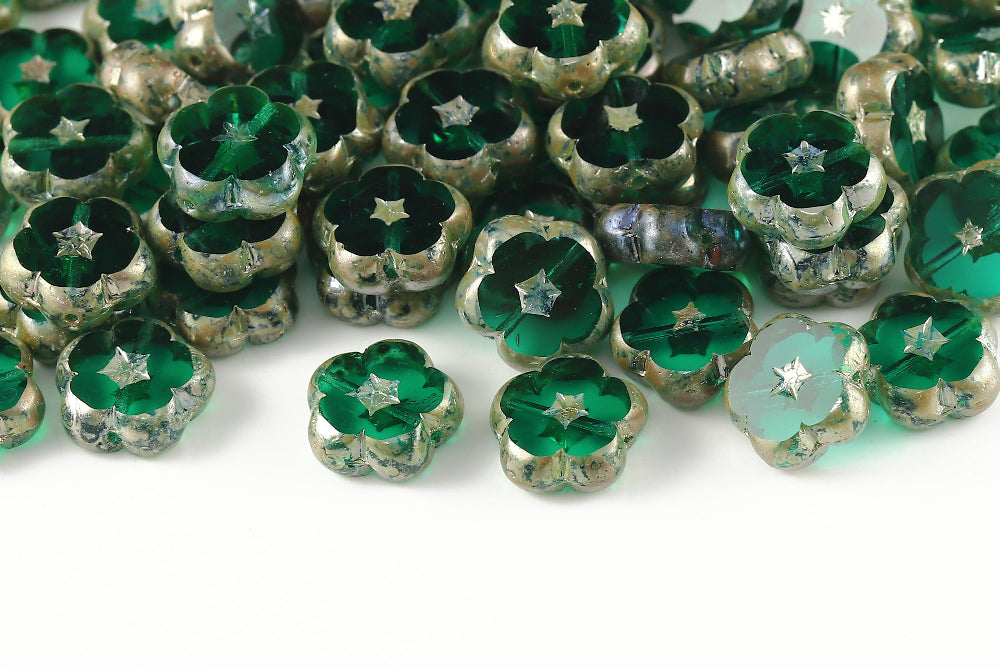 Dianthus Flowers 14mm Emerald Rembrandt 1-Hole Czech Beads