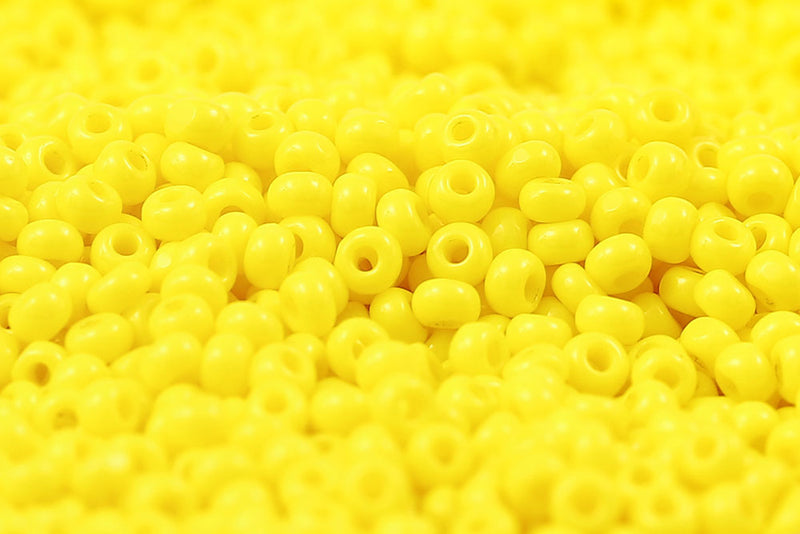 Preciosa Charlottes 11/0 Lemon col.83110