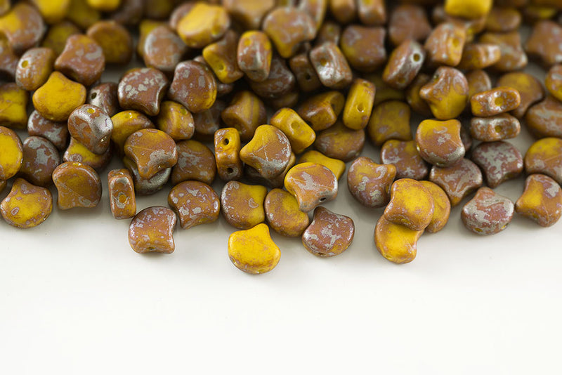 GINKO 7.5×7.5mm Lemon Picasso Matt 2-Hole Czech Beads