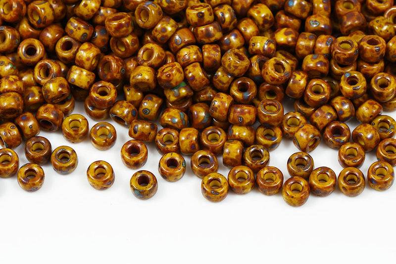 Matubo Round 2/0 Opaque Lemon Travertin Czech Seed beads