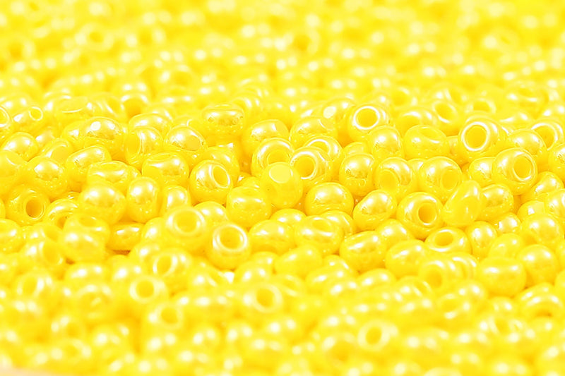 Preciosa Charlottes 11/0 Sfinx Lemon col.88110