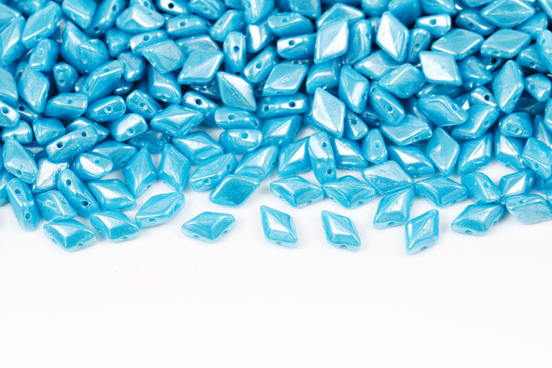 Gemduo 8×5mm Turquoise Blue White Luster 2-Hole Czech Beads