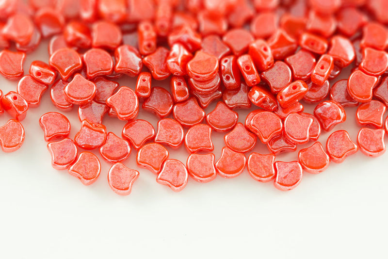 Ginko 7.5×7.5mm Opal Orange White Luster 2-Hole Czech Beads