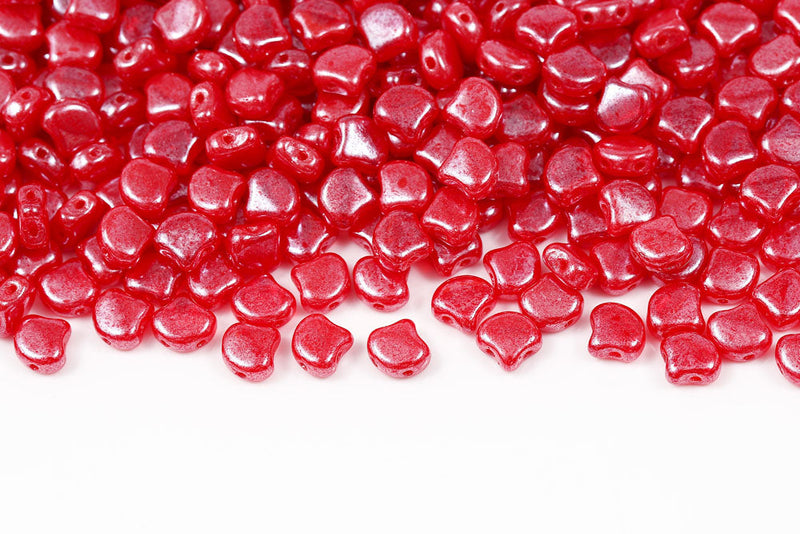 Ginko 7.5×7.5mm Opal Red White Luster 2-Hole Czech Beads