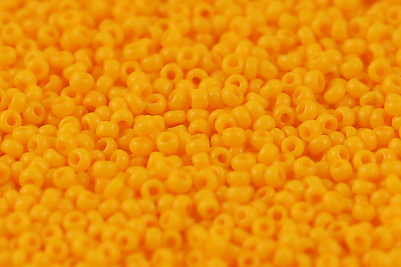 Preciosa Rocailles 15/0 Opaque Orange col.93110