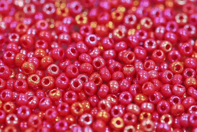 Preciosa Rocailles 11/0 Opaque Red Rainbow col.94190