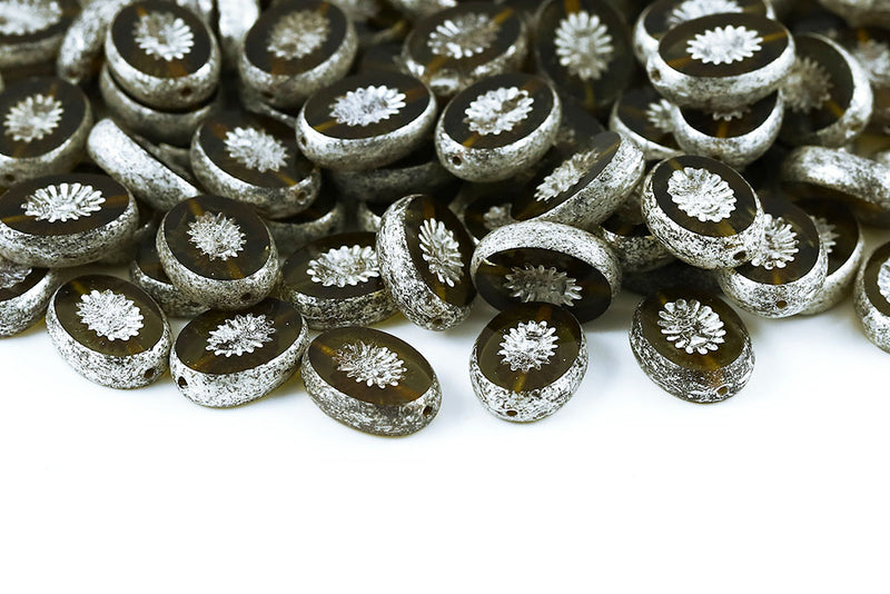 Kiwi 14×10mm Black Diamond With Silver 1-Hole Czech Beads