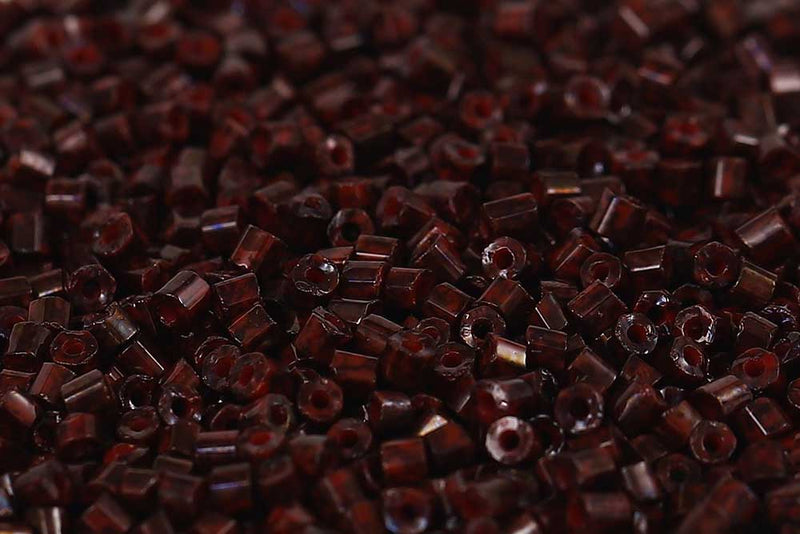Preciosa 2-Cut 11/0 Opaque Red Travertin col.99190