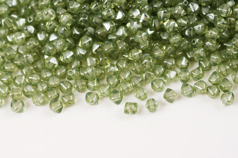 Bicone 4×4mm Crystal Green Luster 1-hole Czech Beads