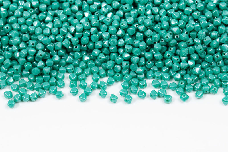 Bicone 4×4mm Turquoise Lt.green Luster 1-hole Czech Beads