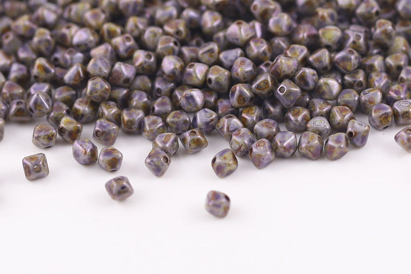 Bicone 4×4mm White With Gary Picasso Finish 1-hole Czech Beads