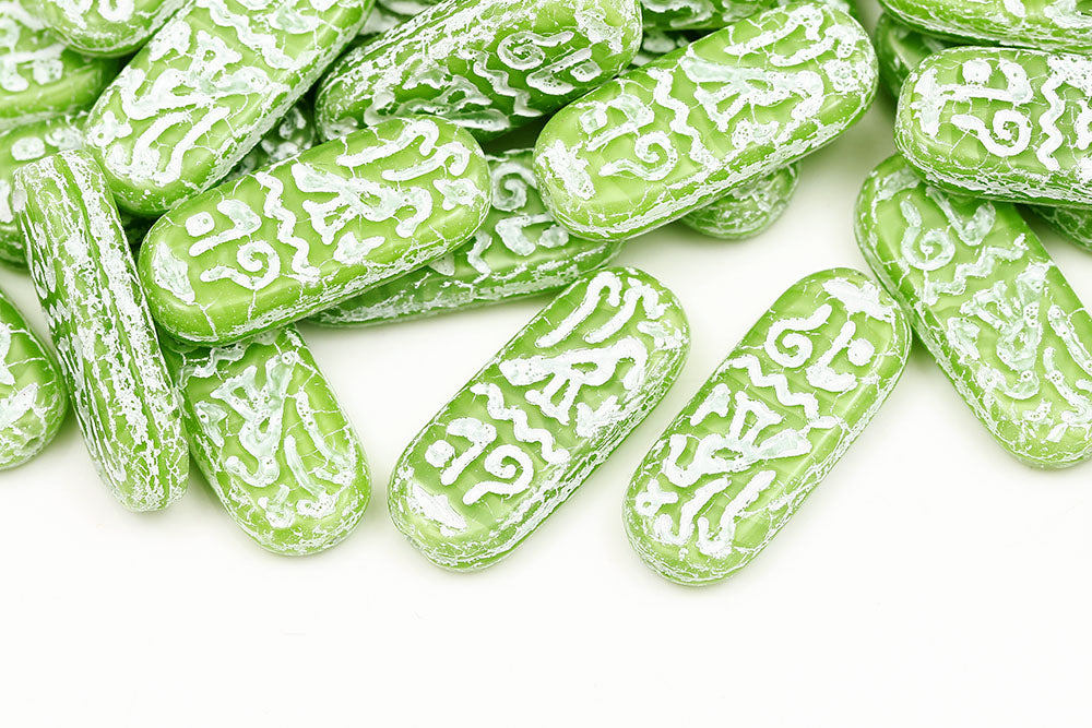 Amulet 25×10mm Silk Lt.Green With White 1-hole Czech Beads