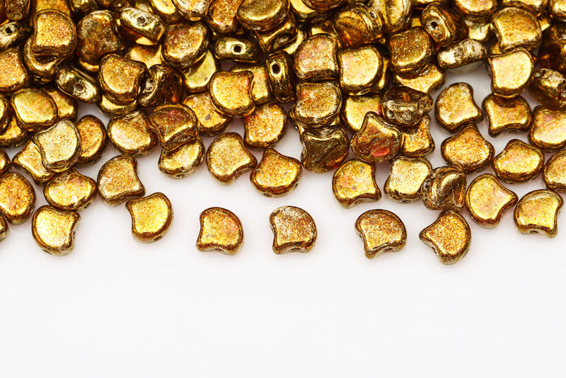 Ginko 7.5×7.5mm Crystal Gleam Spread Glaze 2-Hole Czech Beads