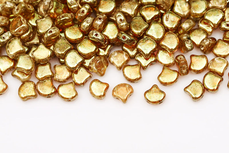 Ginko 7.5×7.5mm Crystal Gleam Red Glaze 2-Hole Czech Beads