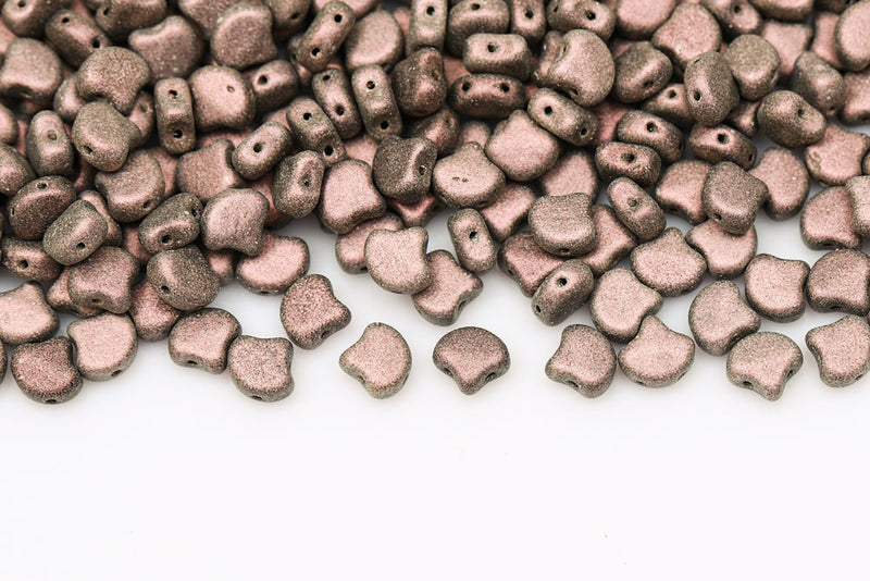 Ginko 7.5×7.5mm Metallic Suede Pink 2-Hole Czech Beads