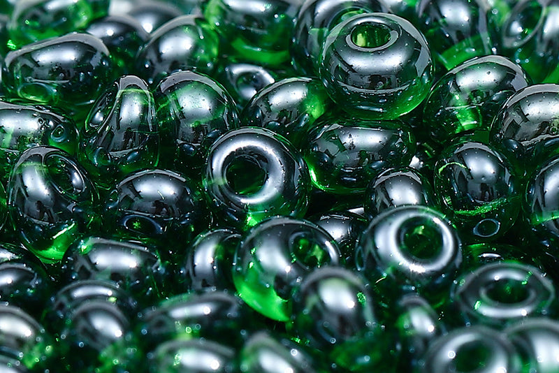 Preciosa Drops 5/0 Transparent Light Green Luster col.56120