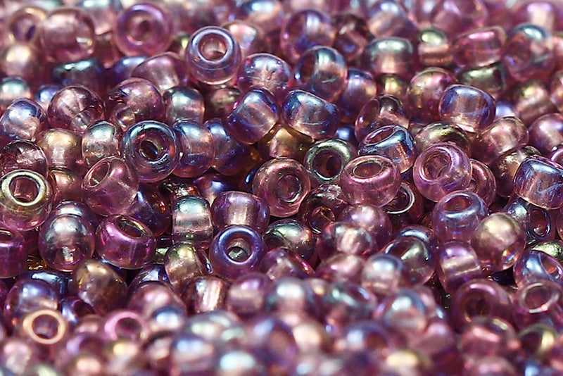 Preciosa Rocailles 10/0 Transparent Light Amethyst Rainbow col.21010