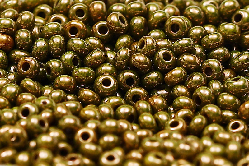 Preciosa Rocailles 11/0 Opaque Dark Olive Green Luster col.83112