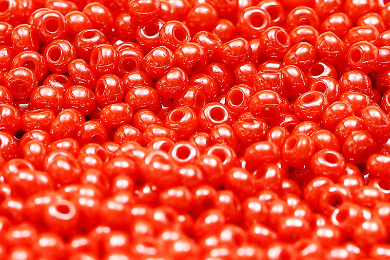 Preciosa Rocailles 11/0 Opaque Bright Red Luster col.93141