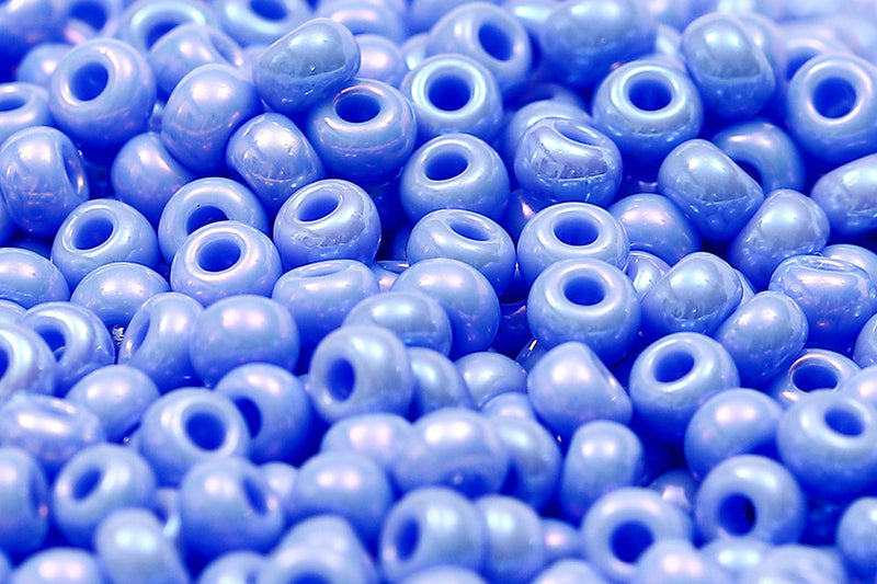 Preciosa Rocailles 8/0 Opaque Light Sapphire Rainbow col.34020