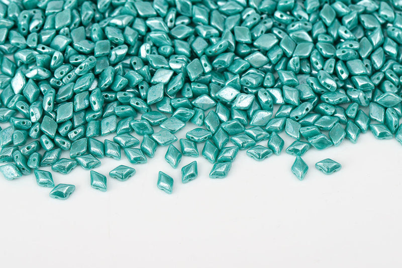 Gemduo 8×5mm Turquoise Green Luster 2-Hole Czech Beads