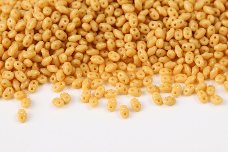 Miniduo 2×4mm Opaque Ivory 2-hole Czech Beads