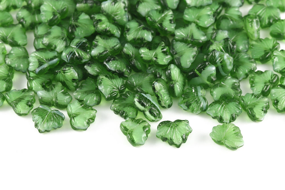 Maple Leaves 13×11mm Chalk&Olivine 1-Hole Czech Beads