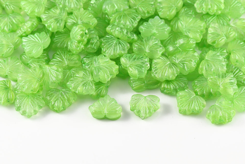 Maple Leaves 13×11mm Crystal Verdant Mixed With Green 1-Hole Czech Beads
