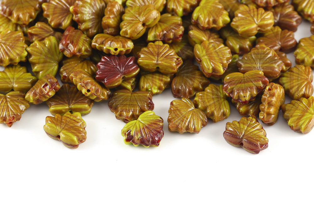 Maple Leaves 13×11mm Saim&Olivine 1-Hole Czech Beads